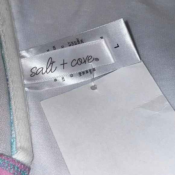 SALT + COVE Smocked Rainbow Cabana Bandeau Swimsuit Top Large. - Picture 5 of 6